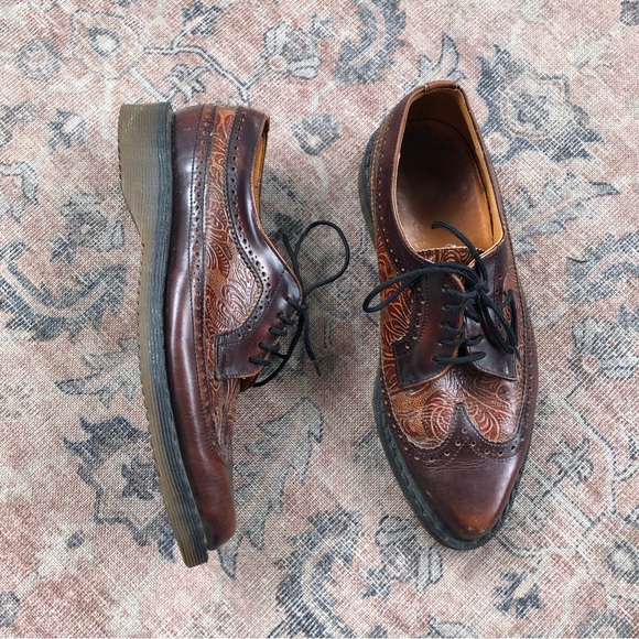 Dr. Martens Shoes - Vintage Dr Martens Brown Embossed Leather Pointed Toe Brogues Oxford Shoes